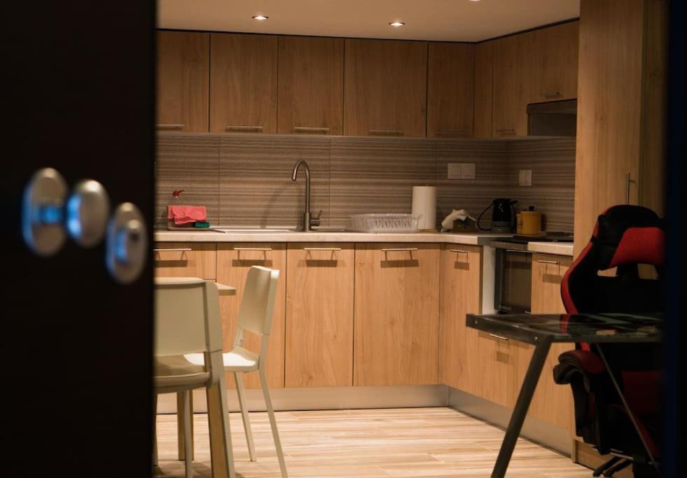 Modern Cozy Appartment In Szaloniki Kültér fotó